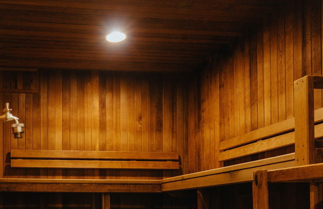 One King West Hotel & Residence - Photo 30