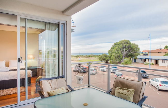 Spinnakers by Rockingham Apartments - Photo 42