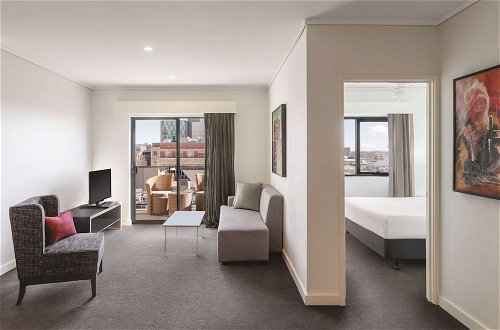 Photo 18 - Adina Apartment Hotel Perth - Barrack Plaza