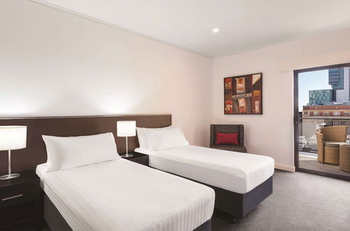 Photo 12 - Adina Apartment Hotel Perth - Barrack Plaza