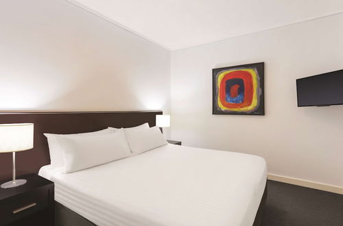 Photo 20 - Adina Apartment Hotel Perth - Barrack Plaza