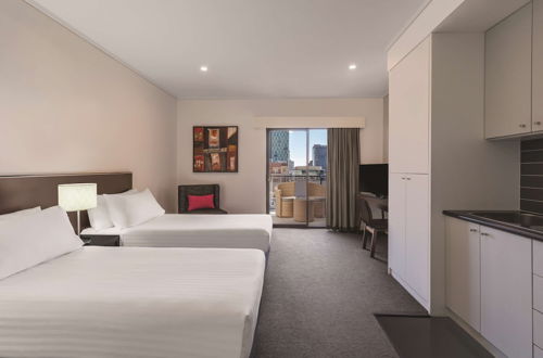 Photo 11 - Adina Apartment Hotel Perth - Barrack Plaza