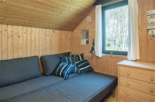 Photo 7 - 4 Person Holiday Home in Martofte