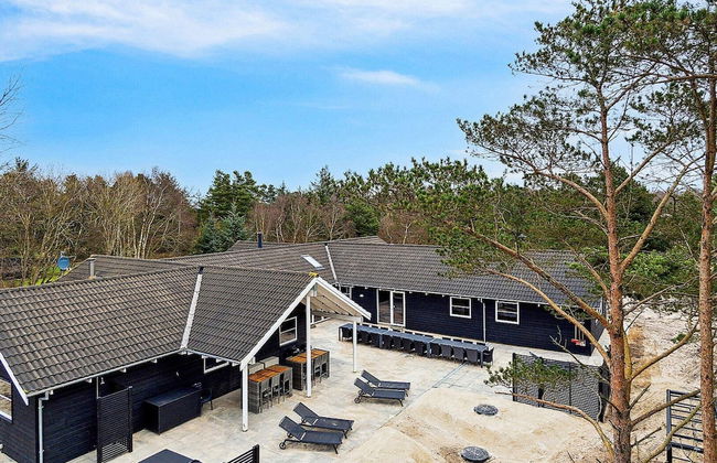 24 Person Holiday Home in Blavand - Foto 1