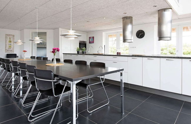 21 Person Holiday Home in Blavand - Foto 23