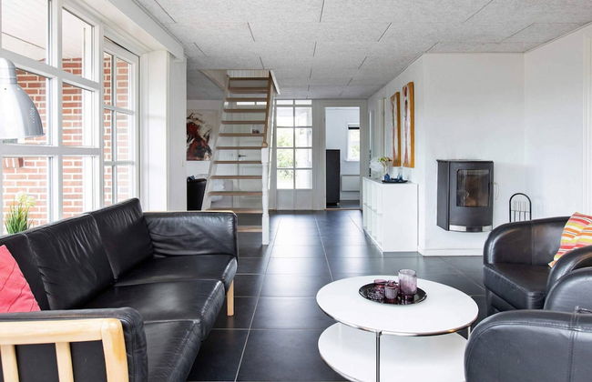 21 Person Holiday Home in Blavand - Foto 12