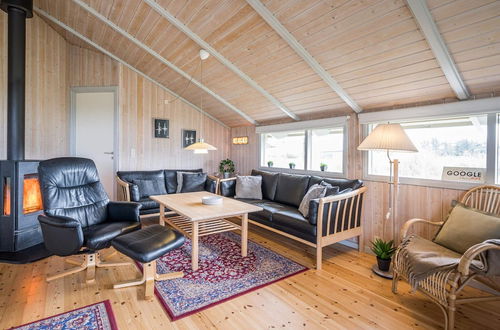 Photo 20 - 6 Person Holiday Home in Hvide Sande