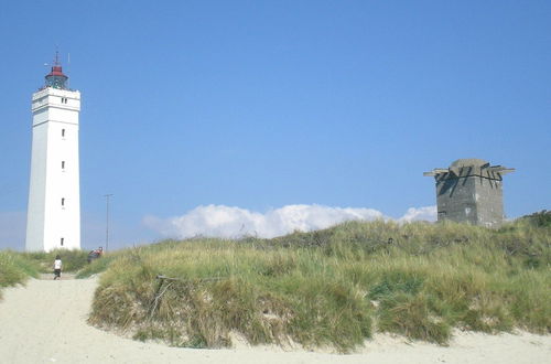 Photo 22 - Spacious Holiday Home in Blavand Denmark With Sauna