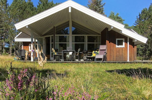 Photo 21 - 10 Person Holiday Home in Albaek