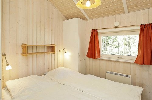 Photo 5 - 10 Person Holiday Home in Albaek