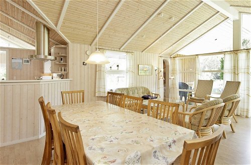 Photo 14 - 10 Person Holiday Home in Albaek