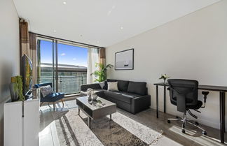 Photo 1 - Full Darling Harbour View Luxury 2 Bedroom Apartment