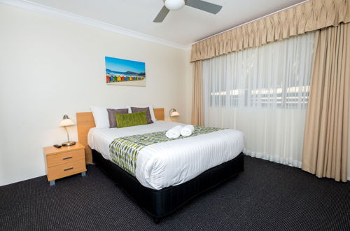 Photo 5 - Beaches Serviced Apartments