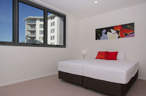 Photo 2 - Accommodate Canberra - IQ - Braddon