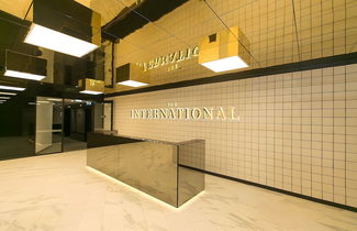 Photo 2 - Mega Style Apartments The International