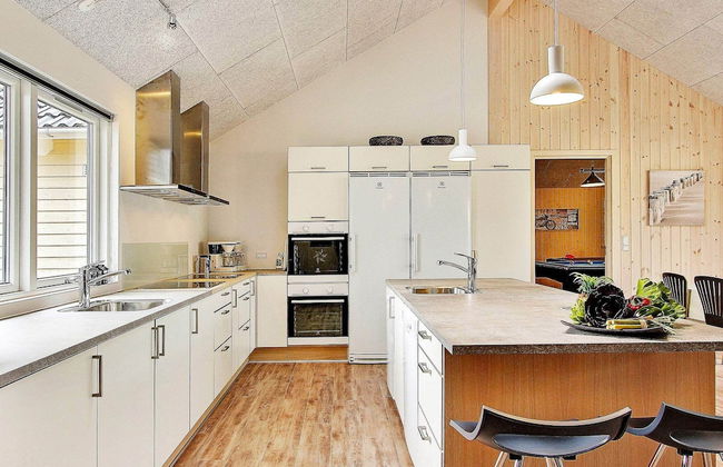 Spacious Holiday Home in Glesborg near Ocean - Foto 17
