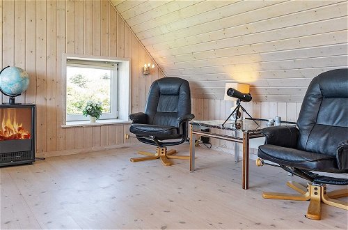 Photo 14 - Spacious Holiday Home in Vinderup near Fjord