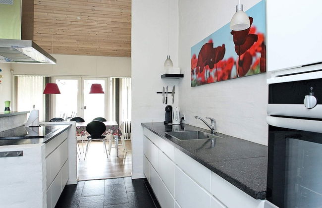 8 Person Holiday Home in Hals - Foto 10