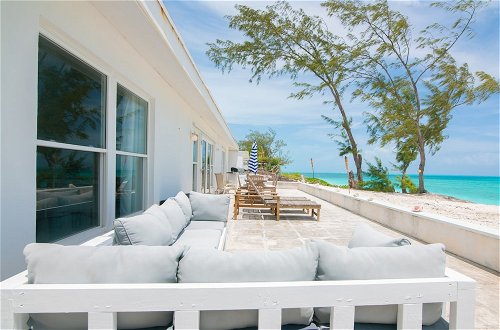 Foto 38 - Beachfront White Palm Villa - Tar Bay