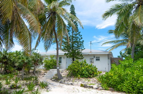 Photo 49 - Beachfront White Palm Villa - Tar Bay