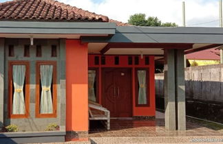 Photo 1 - Villa Putri