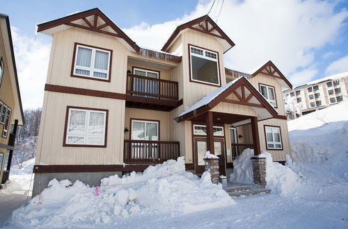 Photo 27 - Niseko Alpine Apartments