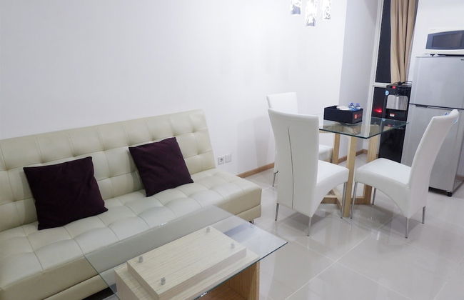 Casa Grande Apartment with Sofabed Connected to Kota Kasablanka - Foto 29