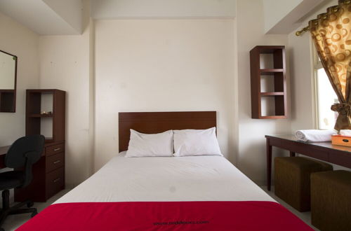 Photo 7 - RedDoorz Apartment @ Margonda Residence
