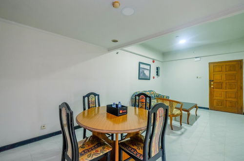 Photo 11 - Homey and Spacious 3BR Kondominium Juanda Apartment