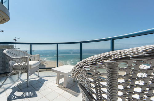 Photo 21 - Luxurious Apt W Panoramic Sea View - 75m