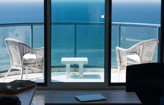 Photo 1 - Luxurious Apt W Panoramic Sea View - 75m