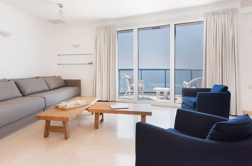 Photo 8 - Luxurious Apt W Panoramic Sea View - 75m