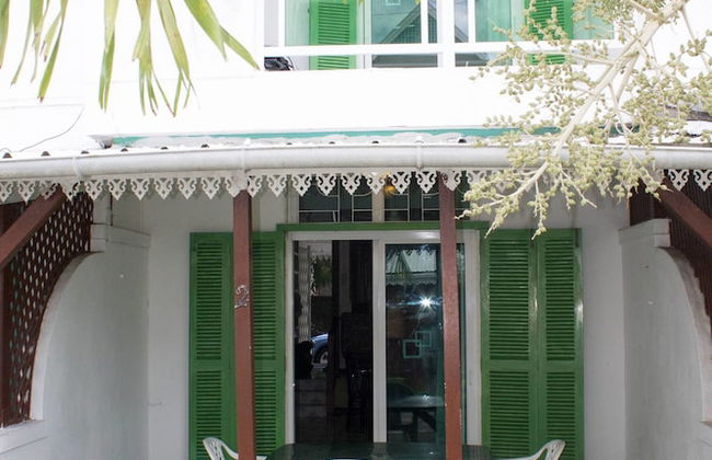La Joliette Bungalow - Opposite Pereybere Beach - Photo 8