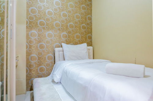 Photo 10 - Affordable Price 2BR Green Pramuka City Apartment