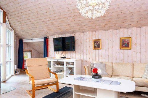 Photo 20 - 10 Person Holiday Home in Farvang