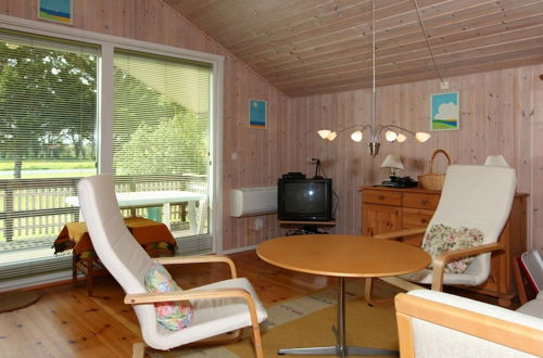 Photo 9 - 6 Person Holiday Home in Skibby