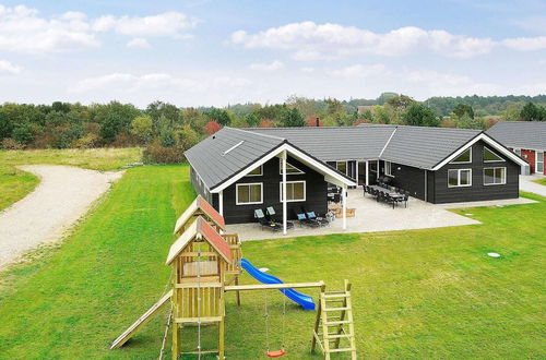 Photo 27 - Spacious Holiday Home in Grenå near Sea