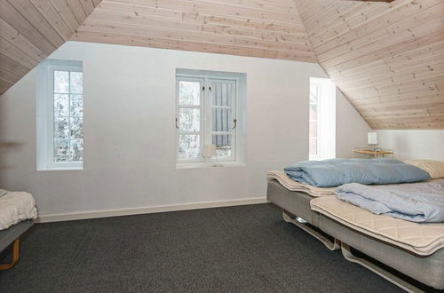 Photo 9 - 6 Person Holiday Home in Bredebro