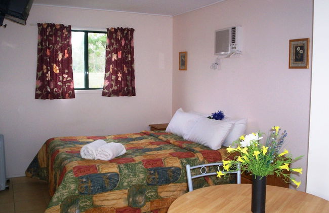 Homestead Caravan Park - Photo 2