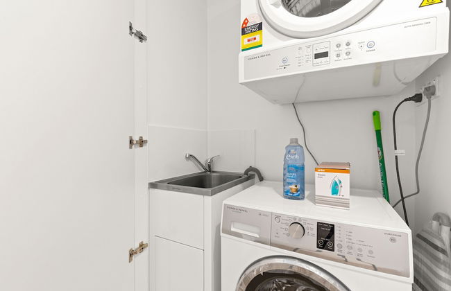 South Brisbane 2 Bedrooms Apartment with Free Parking by KozyGuru - Foto 8