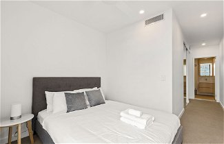 Photo 2 - South Brisbane 2 Bedrooms Apartment with Free Parking by KozyGuru