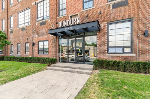 Photo 2 - GLOBALSTAY. Dundurn LOFTS. Free parking