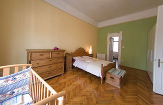 Photo 2 - Opera Theater Apartment