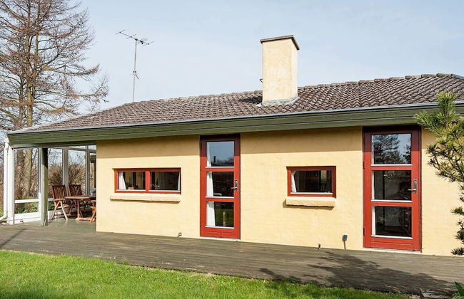 Peaceful Holiday Home in Børkop near Sea - Photo 1