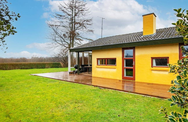 Peaceful Holiday Home in Børkop near Sea - Photo 18