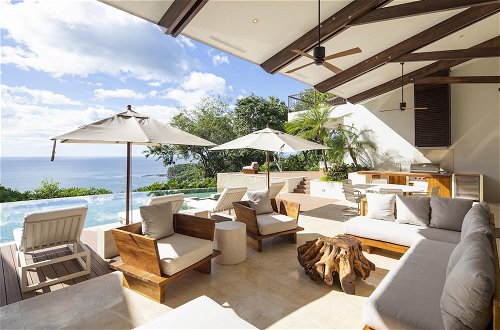 Foto 9 - Villa Belvedere Ocean Views up to 12 Guests