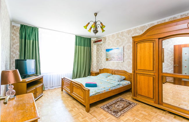 Apartment on Tryokhgorny Val - Foto 1