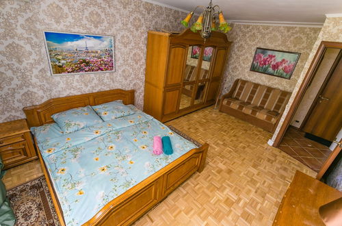 Photo 3 - Apartment on Tryokhgorny Val