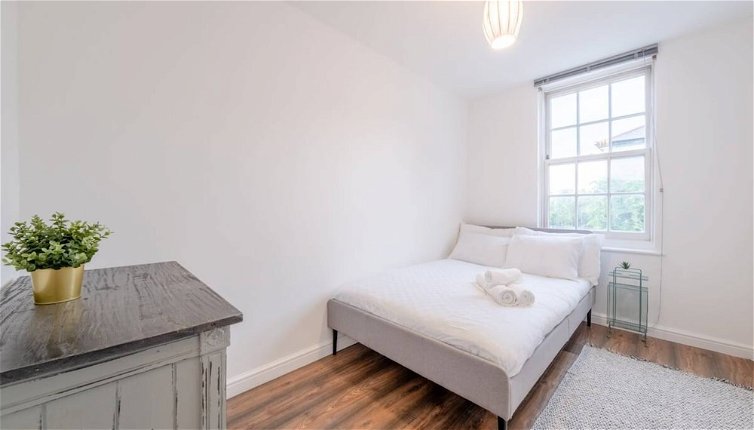Foto 1 - Charming 2 Bedroom in Hackney