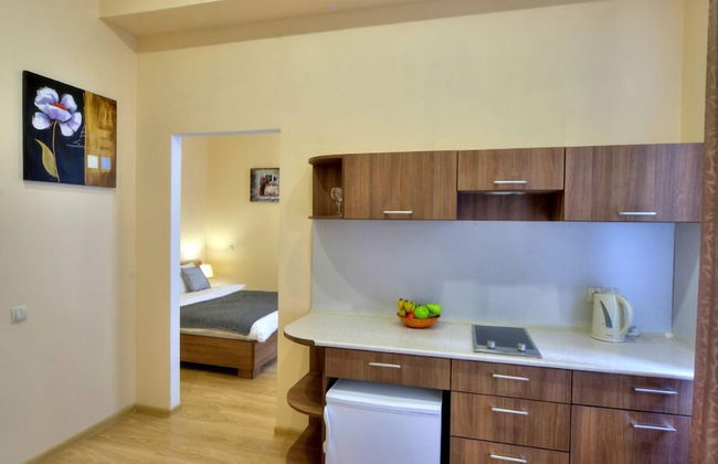 Golden Gate Inn - Photo 20